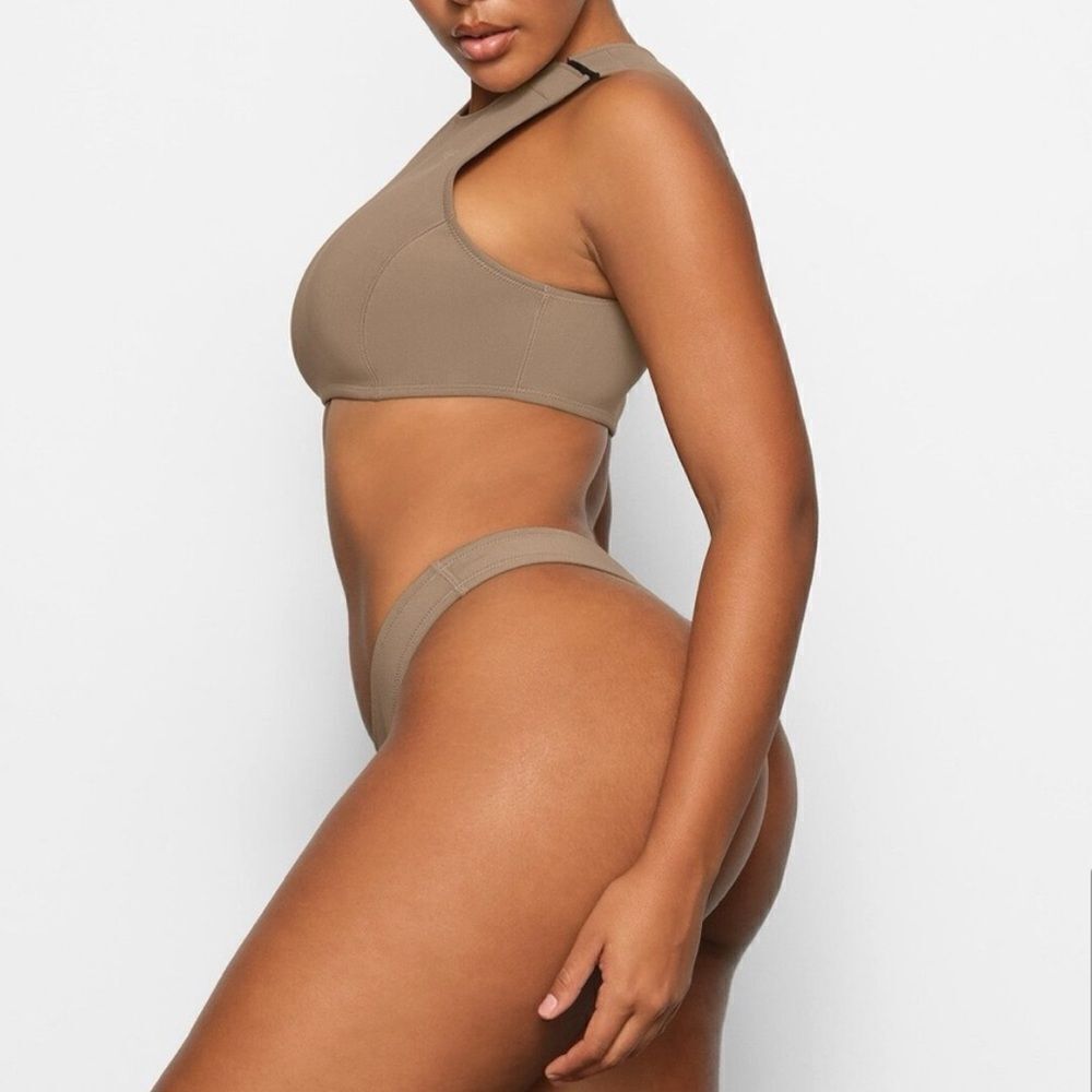 NWT SKIMS Scuba Sport Thong In Desert Bikini Swim Bottom